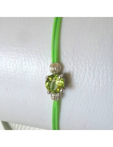 Bracelet POP péridots fil vert. Argent massif rhodié