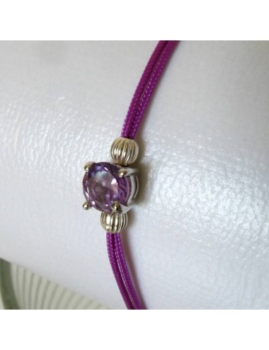 Bracelet Pierre violette améthyste sur fil nylon. Argent massif rhodié